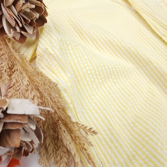 New Lands End Men's Seersucker Yellow White Striped Short Sleeve Shirt Sz M - Picture 6 of 11